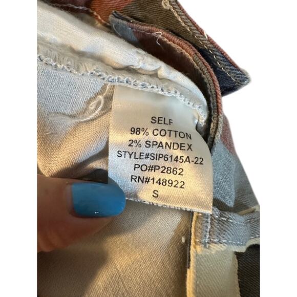 Altar'd State Blue Multi-Color Striped Bell Bottom Denim Jeans Women Sz S - Picture 11 of 11